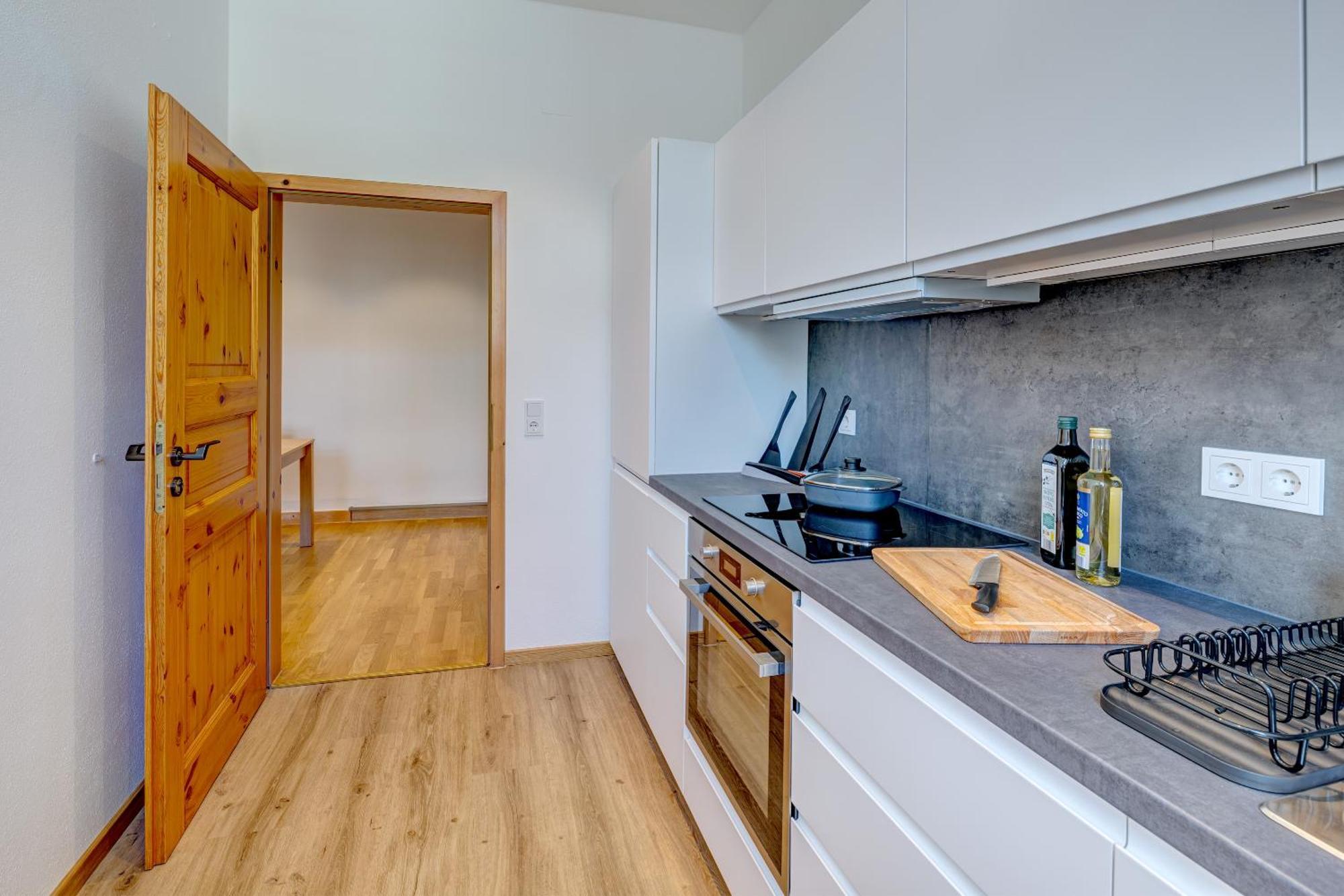 Kaza Guesthouse, Centrally Located 2 & 3 Bedroom Apartments In Augsburg Exterior photo